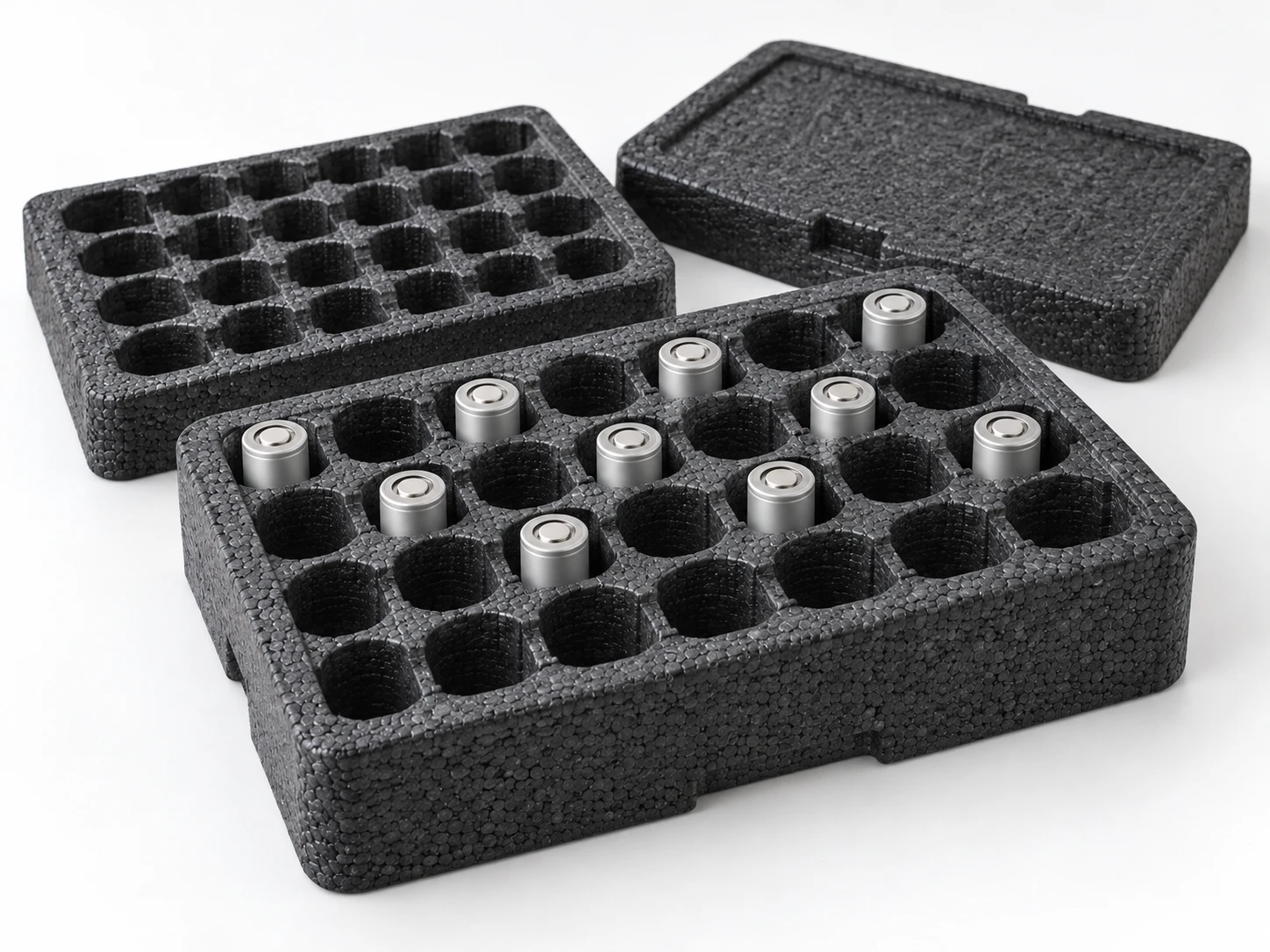 Illustrative EPP protective tray with individual pockets for cylindrical lithium-ion cells